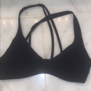 swimsuit top/sports bra